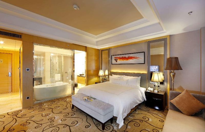 Номер Deluxe, Wyndham Grand Plaza Royale Mingfa Zhangzhou