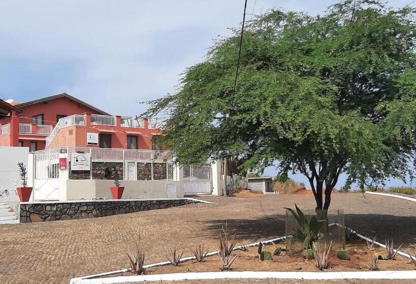 اتاق استاندارد یک نفره, Pensione Casa Da Amizade B&b
