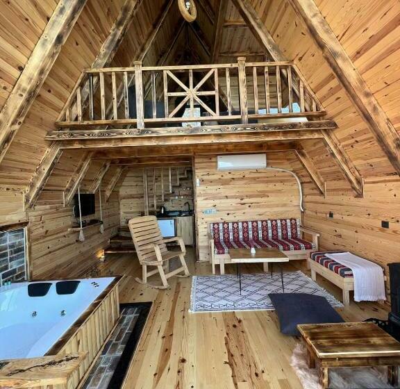 بانگلوی استاندارد, Mavera Suit Bungalow