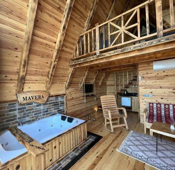بانگلوی استاندارد, Mavera Suit Bungalow