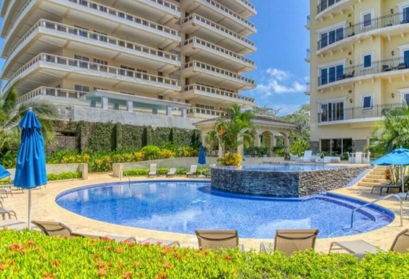 Номер Deluxe Вид на Море, Acqua Residences