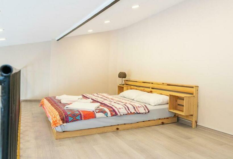 غرفة قياسية, Happy Suites