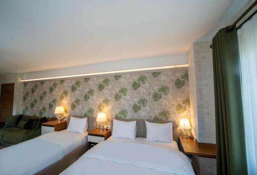 Четырехместный Номер Стандарт Вид на Море, Mell City Hotel Trabzon