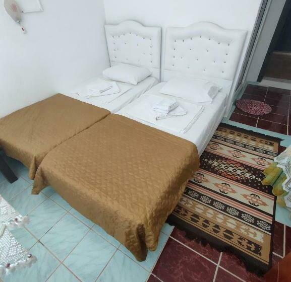اتاق استاندارد با چشم‌انداز دریا, Atheri̇na Buti̇k Otel