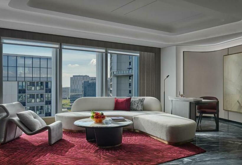 سوئیت با تخت بزرگ, Intercontinental Hotels Shenzhen Wecc, An Ihg