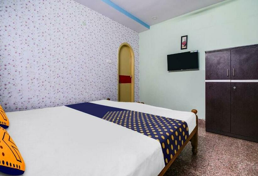 Трехместный Номер Классика, Spot On 81434 Hotel Omkar Vista