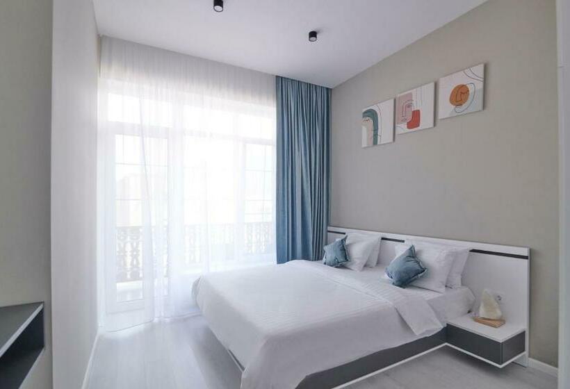 Апартаменты 1 Спальня с Балконом, Dili Town Resort And Spa