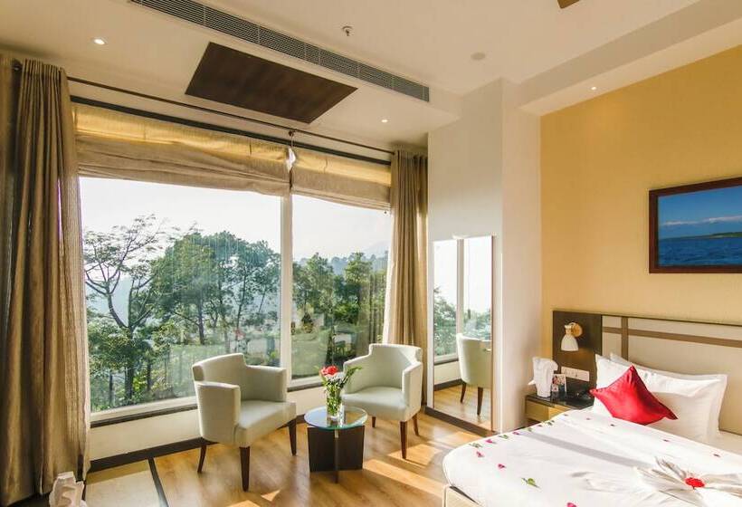 Люкс, Dhauladhar Heights Resort