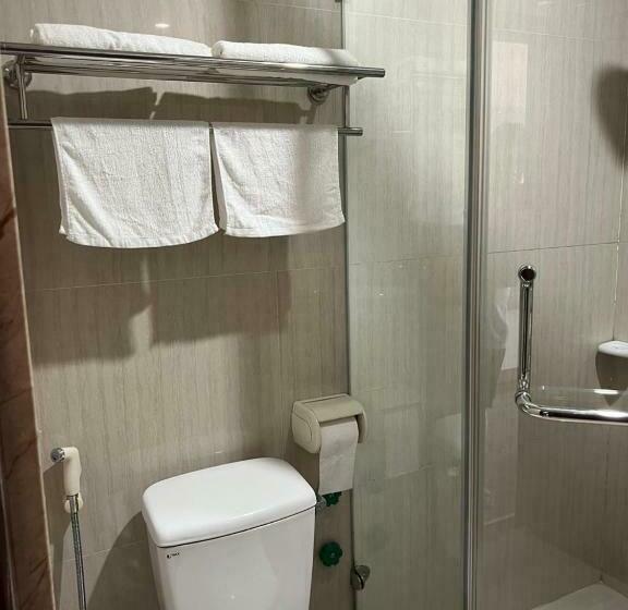 اتاق لوکس, Khách Sạn Sông Lô