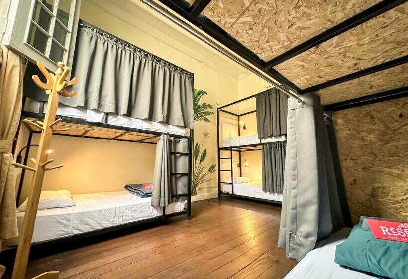 Кровать в Общей Комнате, Ancestral Hostel Barranco