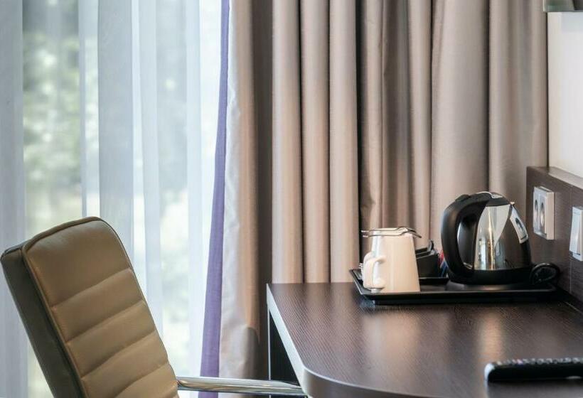 اتاق استاندارد برای معلولان, Premier Inn Darmstadt City Centre