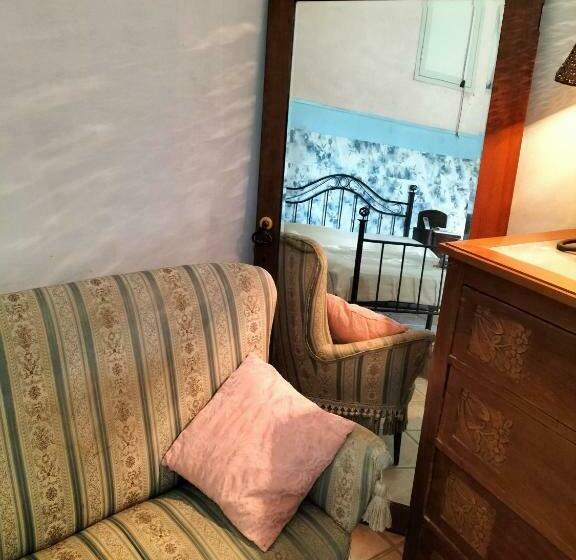 اتاق استاندارد چهار تخته, La Villa Del Conte