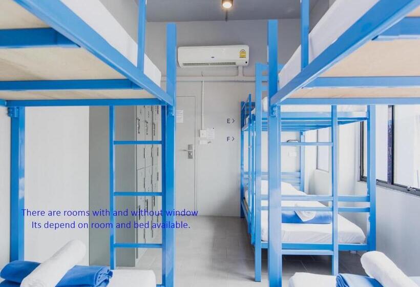 Quarto Familiar Banheiro Compartilhado, Loftel Station Hostel