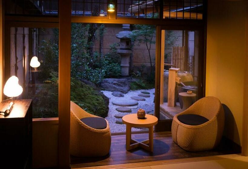 Люкс, Nazuna Kyoto Nijojo
