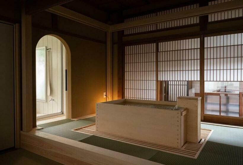 Люкс, Nazuna Kyoto Nijojo