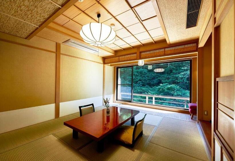 Люкс Повышенной Комфортности, Shima Onsen Toshimaya