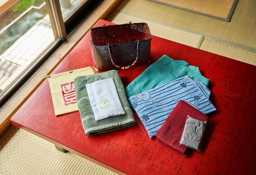 Люкс Повышенной Комфортности, Shima Onsen Toshimaya