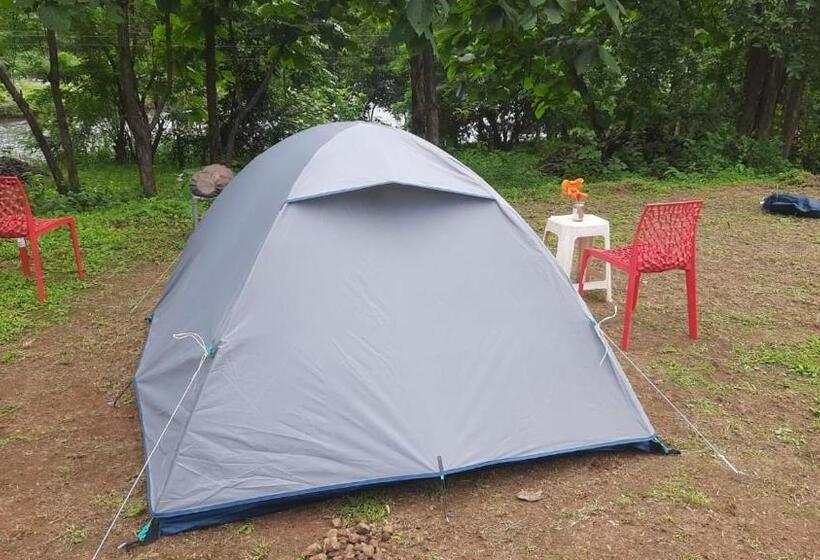 Standard Tent, The Farm Retreat