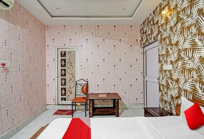Трехместный Номер Классика, Collection O Hindustan Vila