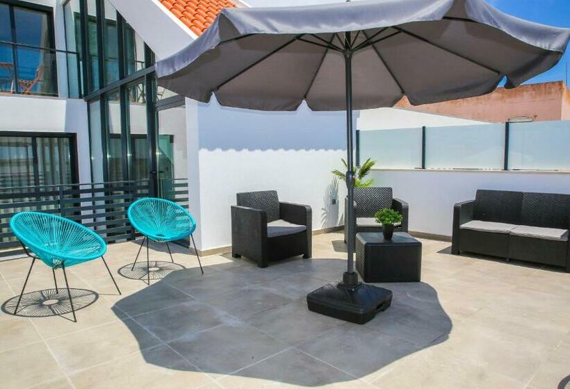 Люкс с Балконом, Pata Da Gaivota Boutique House