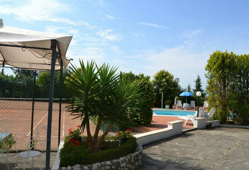 Апартаменты 1 Спальня, Appartamento Con Piscina E Tennis