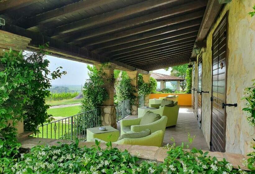 Номер Стандарт, Casale Poggio Nebbia