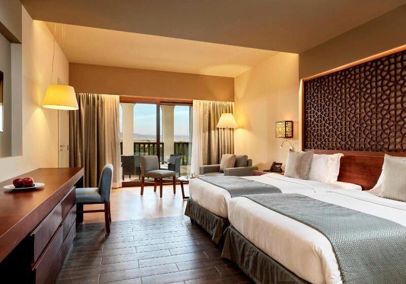 اتاق لوکس با چشم‌انداز دریاچه, Fanar Hotel & Residences