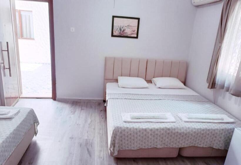 Economy Triple Room, Kalipso Motel