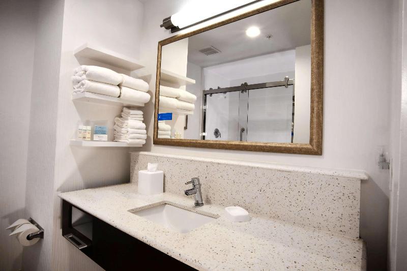 Номер Стандарт, Hampton Inn & Suites Baltimore/aberdeen