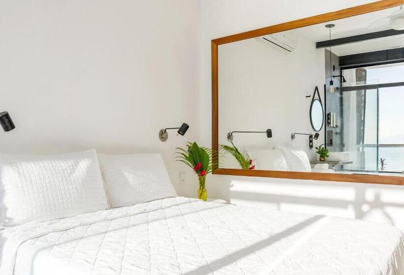 Quarto Estandar Vista Mar, Casa Luz