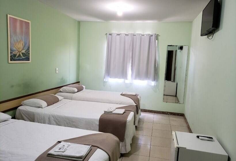 Номер Стандарт Трехместный, Domus Hotel Veneza Ipatinga