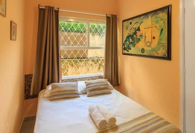 Quarto Estandar, Guaruja Hostel