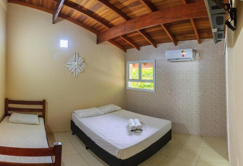 Quarto Triplo Deluxe, Guaruja Hostel