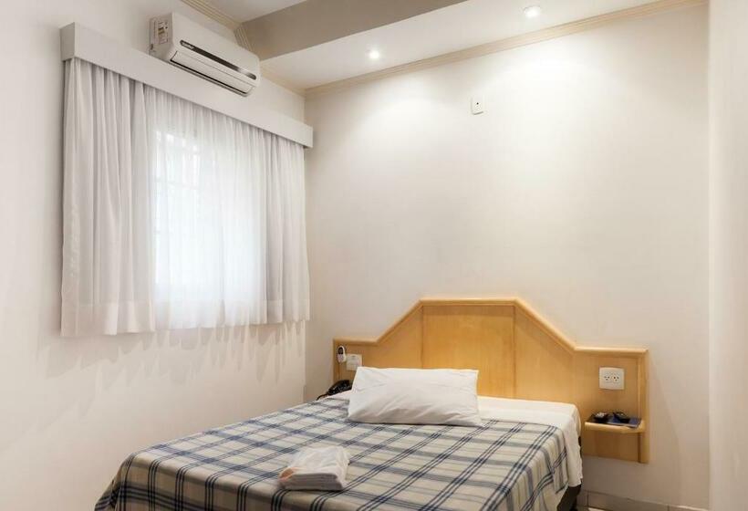 اتاق اکونومی, Casablanca