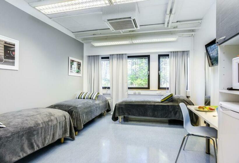 Трехместный Номер Стандарт Совместная Ванная, Forenom Hostel Vantaa Aviapolis
