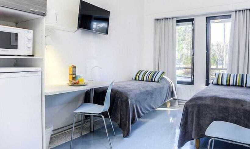 스탠다드 룸 공동 욕실, Forenom Hostel Vantaa Aviapolis