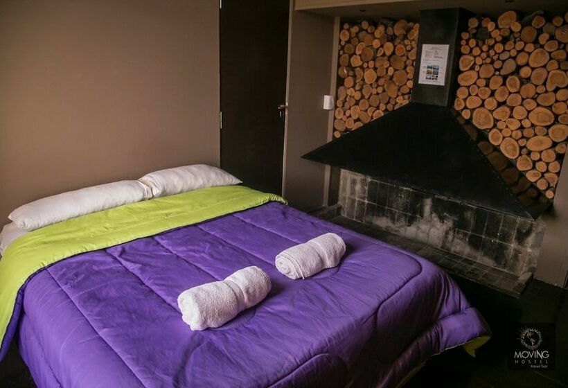 스탠다드 룸 공동 욕실, Moving Hostel Travel Bar
