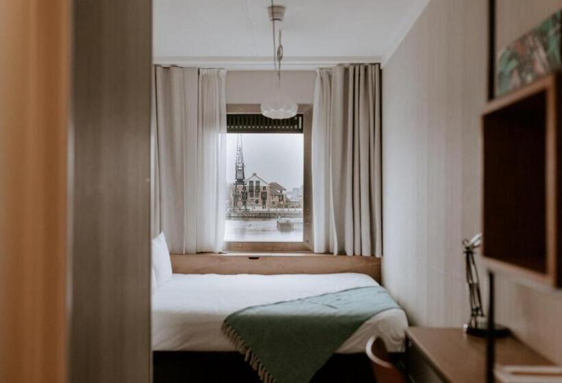 Номер Стандарт Вид на Реку, Good Hotel London