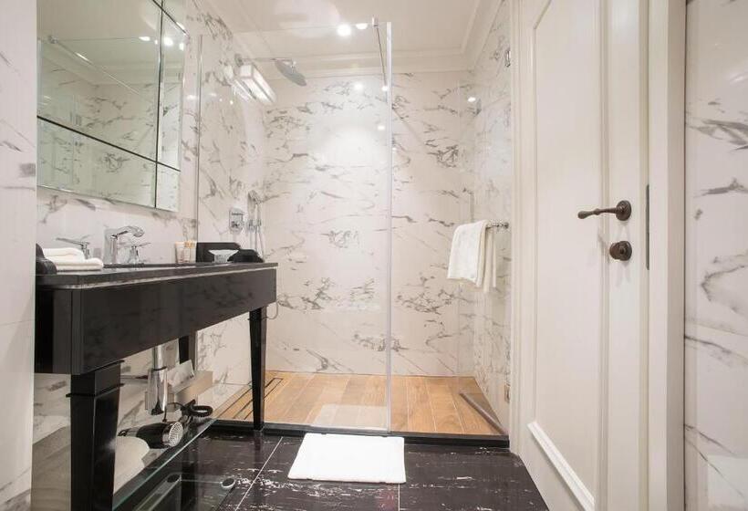 اتاق لوکس با چشم‌انداز دریا, Boutique Hotel La Roche