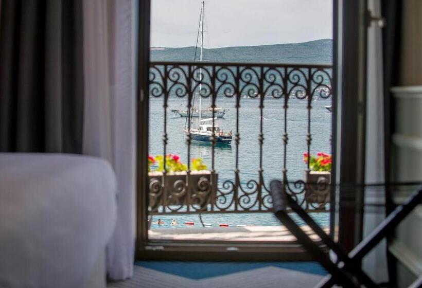 اتاق لوکس با چشم‌انداز دریا, Boutique Hotel La Roche
