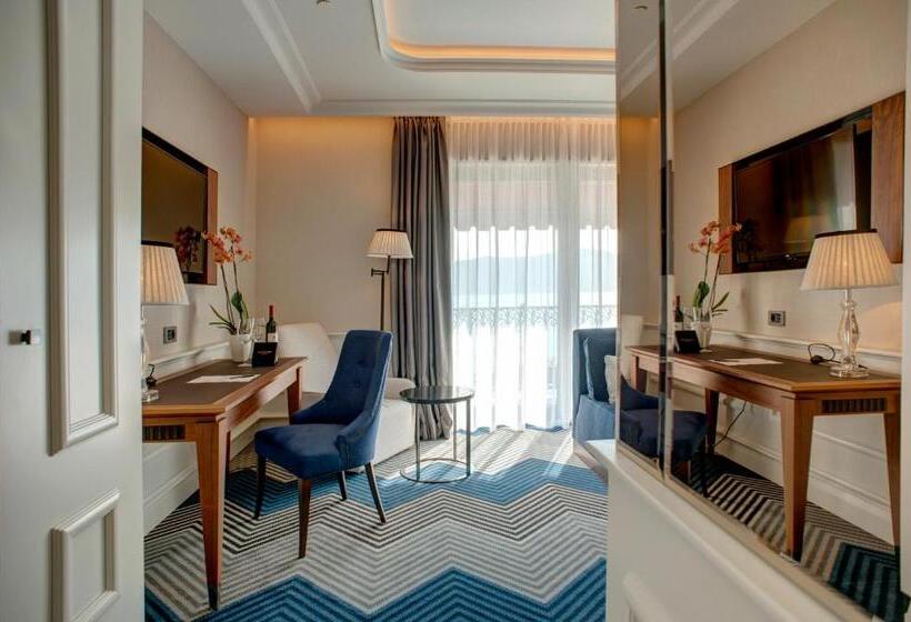 سوئیت پریمیوم 2 خوابه, Boutique Hotel La Roche