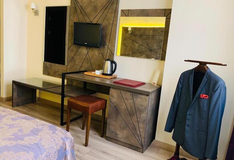 اتاق استاندارد یک نفره, Hostapark