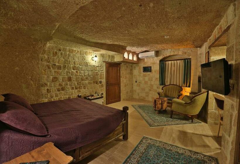 Полулюкс, Oread Cave Suites