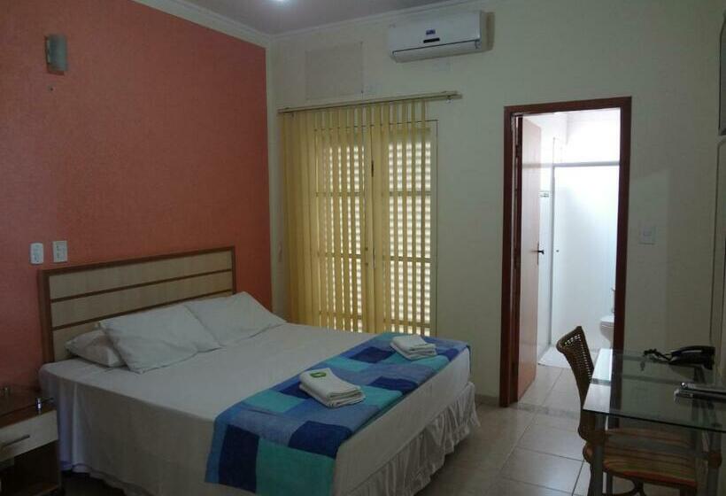 Quarto Estandar, Itália
