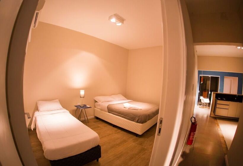 스탠다드 트리플 룸, Hello Hostel Pelotas