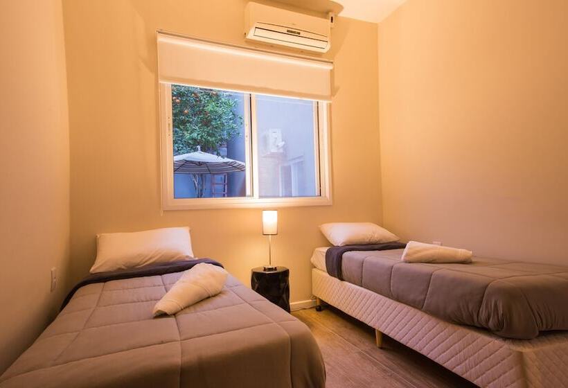 חדר סטנדרט לארבעה, Hello Hostel Pelotas