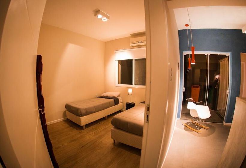 4인용 스탠다드 룸, Hello Hostel Pelotas