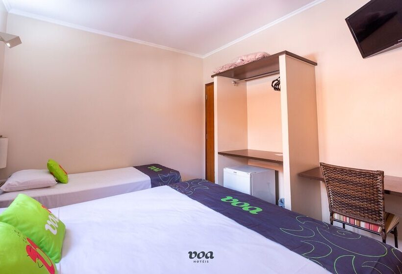 Трехместный Номер Deluxe, Pousada água Eterna   Próximo Ao Museu De Cera, Hot Beach E Thermas Dos Laranjais   By Up