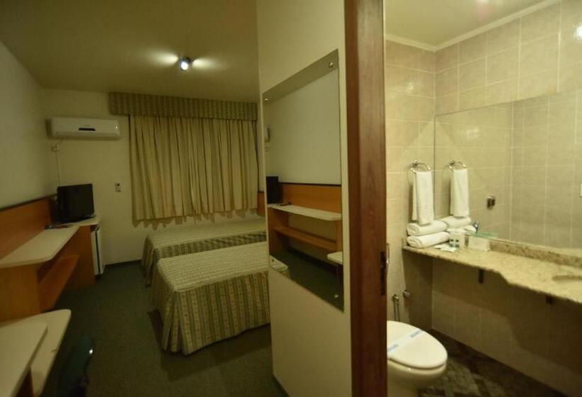 디럭스 룸, Park Hotel Morotin