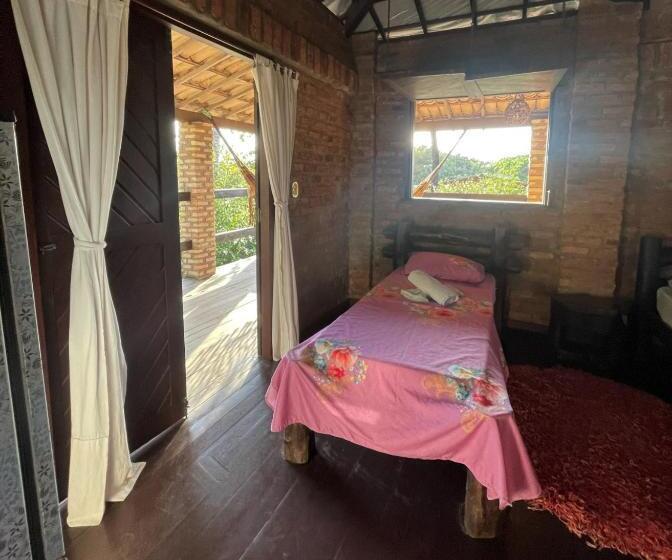 سوییت با چشم‌انداز دریا, Hostel Do Ceu